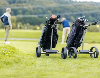 Neu bei uns im Pro Shop: GolfQuant Titan-Trolleys